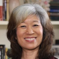 تصویر مدرس Lori Nishiura Mackenzie