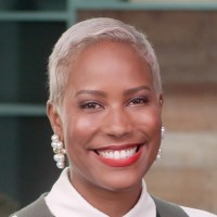 تصویر مدرس Mariel Buqué