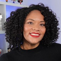 تصویر مدرس Cher Jones