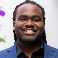 تصویر مدرس T. Adeola