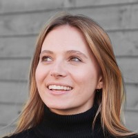 تصویر مدرس Chloe Garland