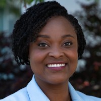 تصویر مدرس Nike Famojuro