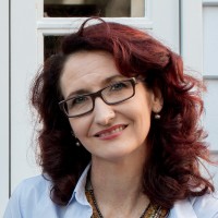 تصویر مدرس Danielle Stein Fairhurst