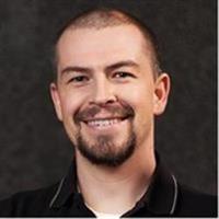 تصویر مدرس Skye Lewin