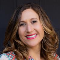 تصویر مدرس Hallie Avolio