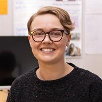 تصویر مدرس Kim Schlesinger