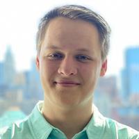 تصویر مدرس Evan Pilz