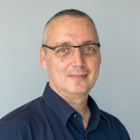 تصویر مدرس Guy Ernest