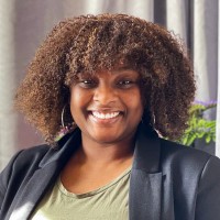 تصویر مدرس Wuraola Oyewusi