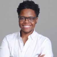 تصویر مدرس Tia Hopkins