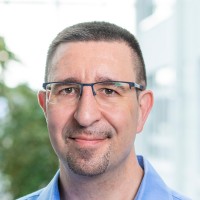 تصویر مدرس Jose Latorre