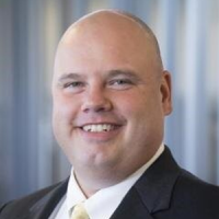 تصویر مدرس Dr. Nathan Hartman