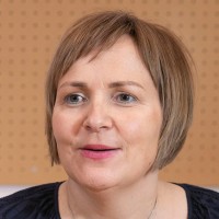 تصویر مدرس Rowena Hennigan