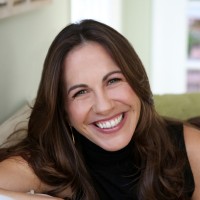 تصویر مدرس Cassie Holmes