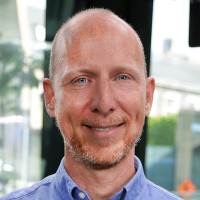 تصویر مدرس Chris Flack