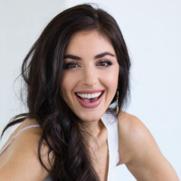 تصویر مدرس Shadé Zahrai