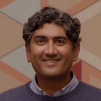 تصویر مدرس Aneesh Raman