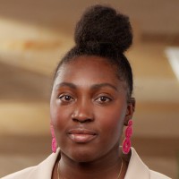 تصویر مدرس Kazzidy Stewart