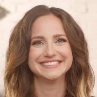 تصویر مدرس Emily Anhalt