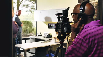 مسیر آموزشی تبدیل شدن به یک فیلمساز مستند - Image of Learn Path Become a Documentary Filmmaker